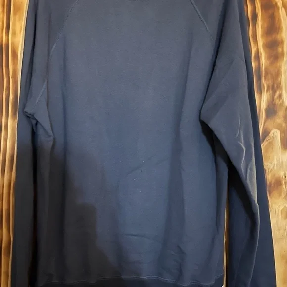 Todd Snyder Todd Snyder + Champion Tipped Turtleneck Sweatshirt in Navy SZ Lg - Picture 3 of 6